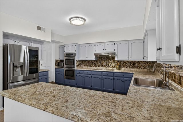 9111 MOUNT ROYAL ST, San Antonio, TX 78250