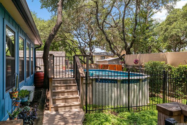 9111 MOUNT ROYAL ST, San Antonio, TX 78250