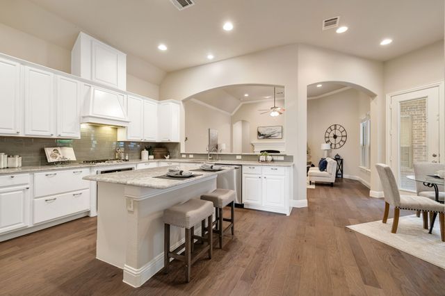 652 Enfield Drive, Frisco, TX 75036