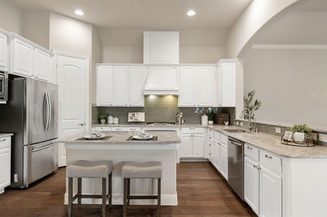 652 Enfield Drive, Frisco, TX 75036