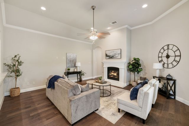 652 Enfield Drive, Frisco, TX 75036