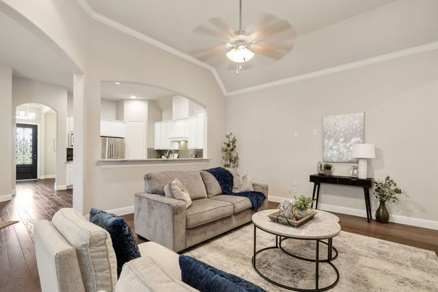 652 Enfield Drive, Frisco, TX 75036