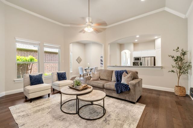 652 Enfield Drive, Frisco, TX 75036