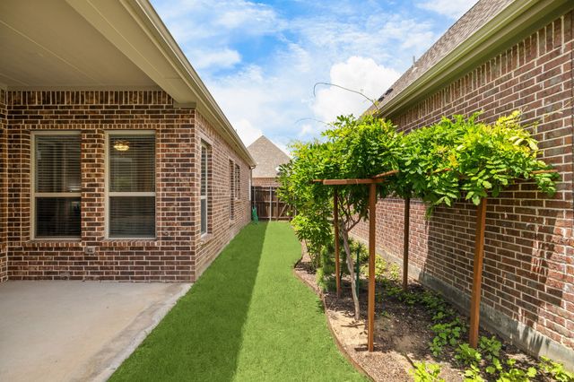 652 Enfield Drive, Frisco, TX 75036
