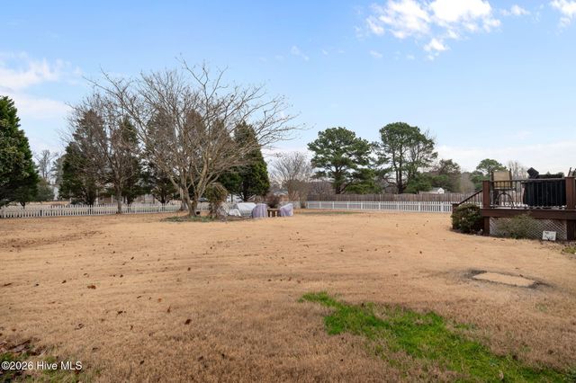 2047 Mercury Drive, Greenville, NC 27858