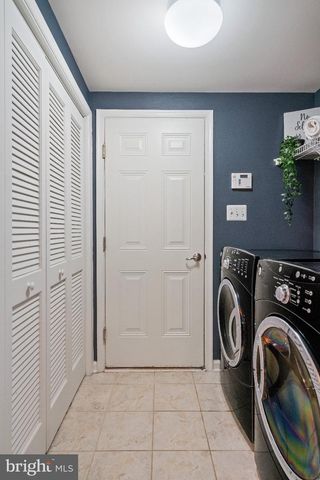 12609 TERRANOVA LN, Woodbridge, VA 22192