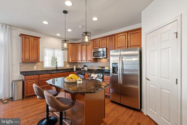 12609 TERRANOVA LN, Woodbridge, VA 22192