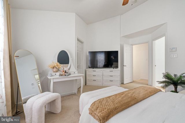 12609 TERRANOVA LN, Woodbridge, VA 22192