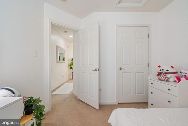 12609 TERRANOVA LN, Woodbridge, VA 22192