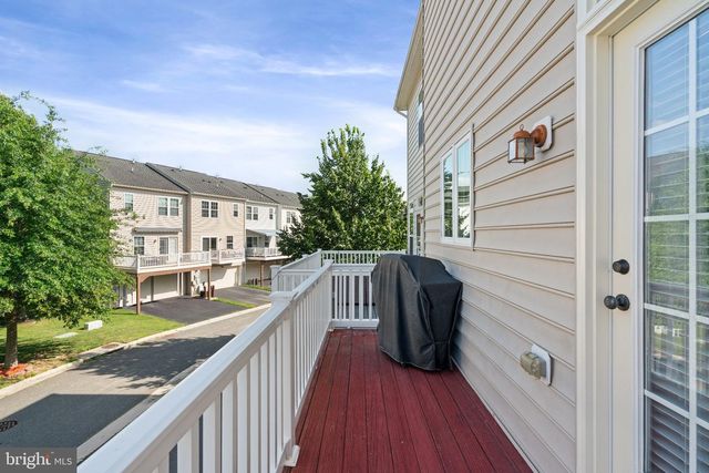 12609 TERRANOVA LN, Woodbridge, VA 22192
