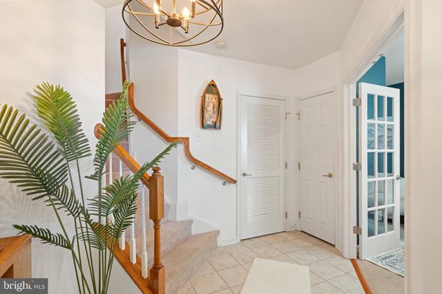 12609 TERRANOVA LN, Woodbridge, VA 22192