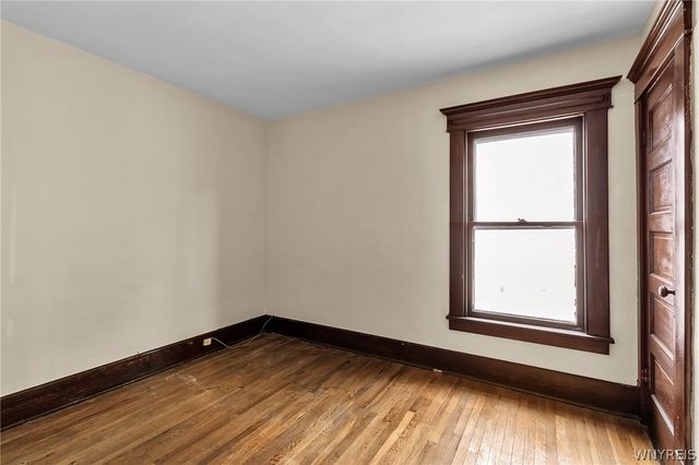 42 Linden Park, Buffalo, NY 14208