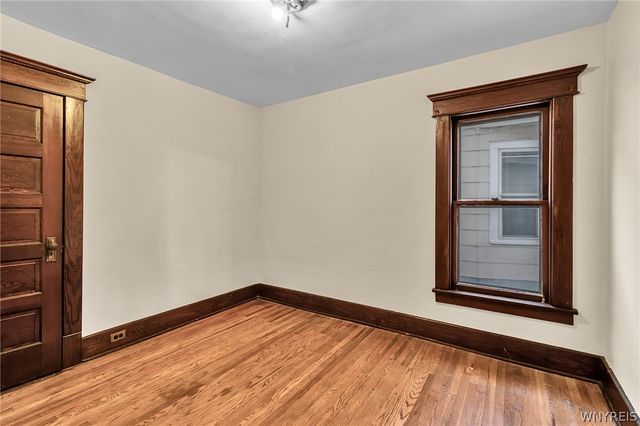 42 Linden Park, Buffalo, NY 14208