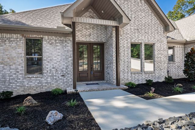 56 Biarritz Way, Hot Springs Village, AR 71909