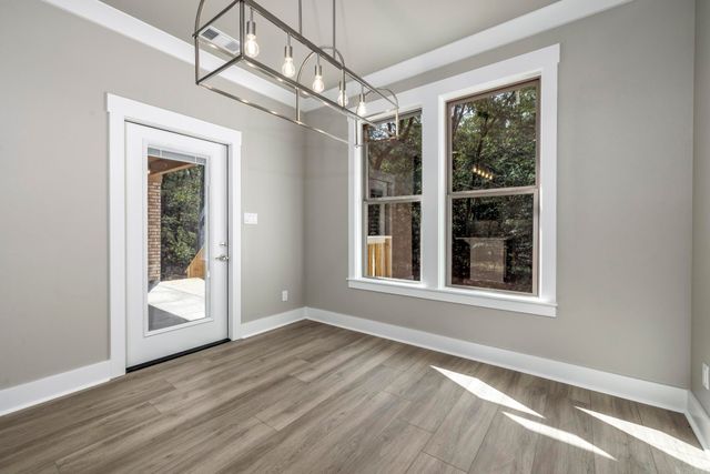 56 Biarritz Way, Hot Springs Village, AR 71909