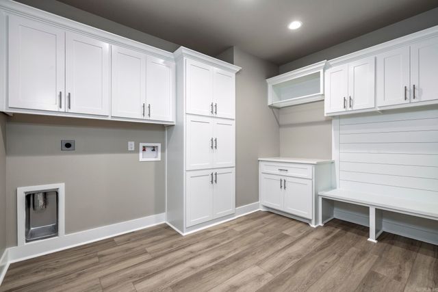 56 Biarritz Way, Hot Springs Village, AR 71909