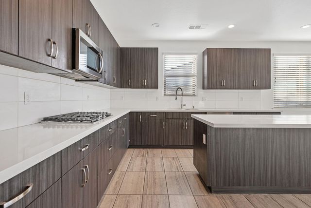 4411 S Ernest Street, Visalia, CA 93277