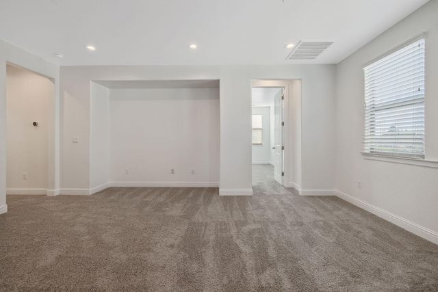 4411 S Ernest Street, Visalia, CA 93277