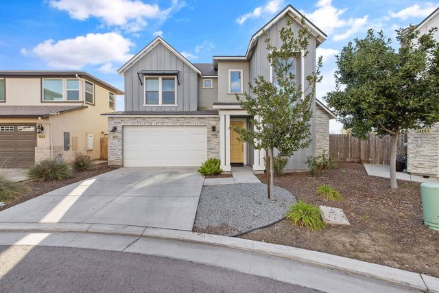 4411 S Ernest Street, Visalia, CA 93277