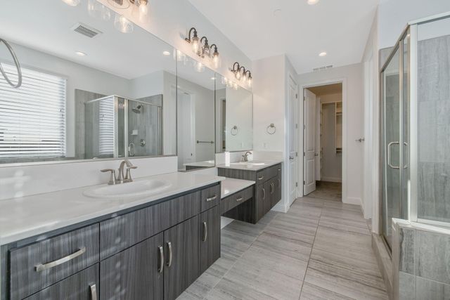 4411 S Ernest Street, Visalia, CA 93277