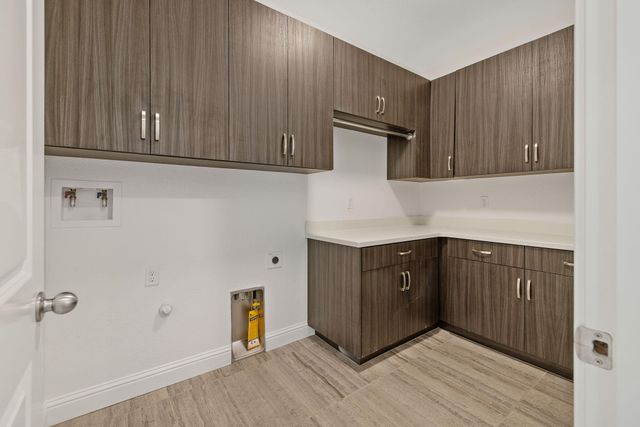 4411 S Ernest Street, Visalia, CA 93277