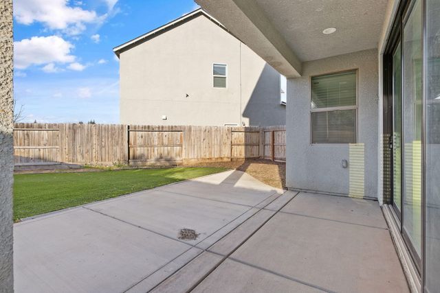 4411 S Ernest Street, Visalia, CA 93277
