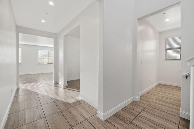 4411 S Ernest Street, Visalia, CA 93277