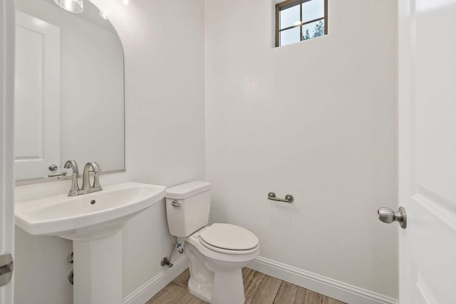 4411 S Ernest Street, Visalia, CA 93277