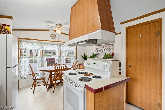 19 Brookins Drive, Olmsted Falls, OH 44138