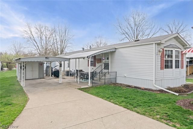 19 Brookins Drive, Olmsted Falls, OH 44138