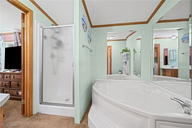 19 Brookins Drive, Olmsted Falls, OH 44138