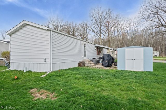 19 Brookins Drive, Olmsted Falls, OH 44138