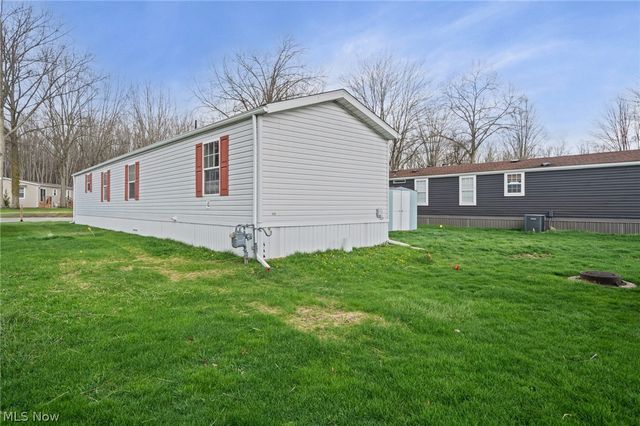 19 Brookins Drive, Olmsted Falls, OH 44138