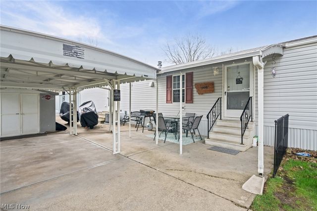 19 Brookins Drive, Olmsted Falls, OH 44138