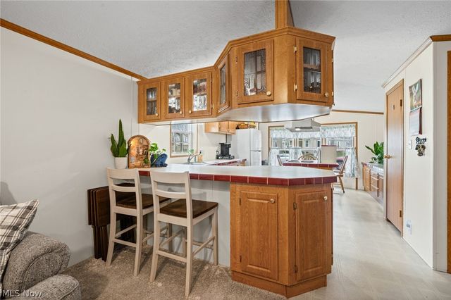 19 Brookins Drive, Olmsted Falls, OH 44138