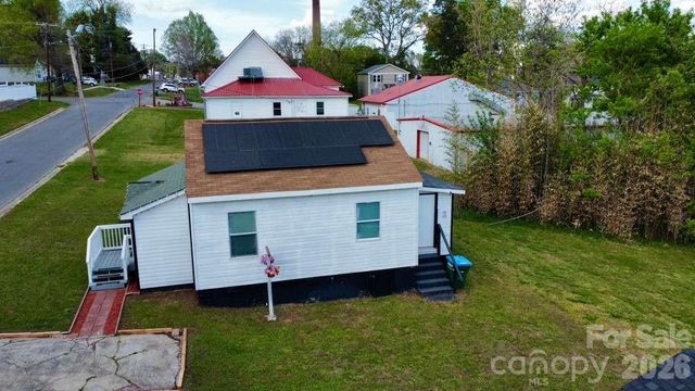 405 S 12th Street, Bessemer City, NC 28016