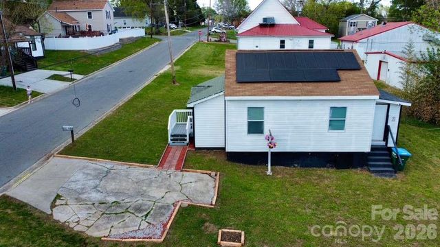 405 S 12th Street, Bessemer City, NC 28016