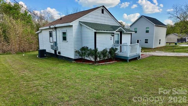 405 S 12th Street, Bessemer City, NC 28016