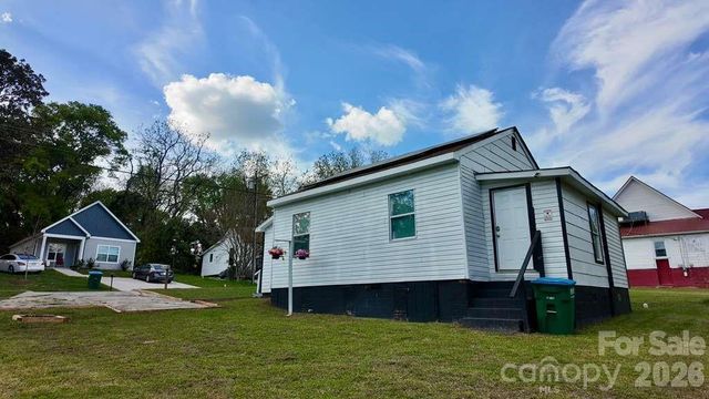 405 S 12th Street, Bessemer City, NC 28016