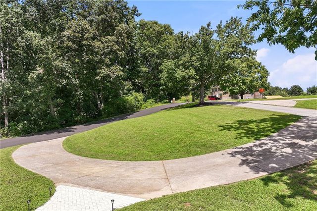 101 Hancock Way, Baldwin, GA 30511