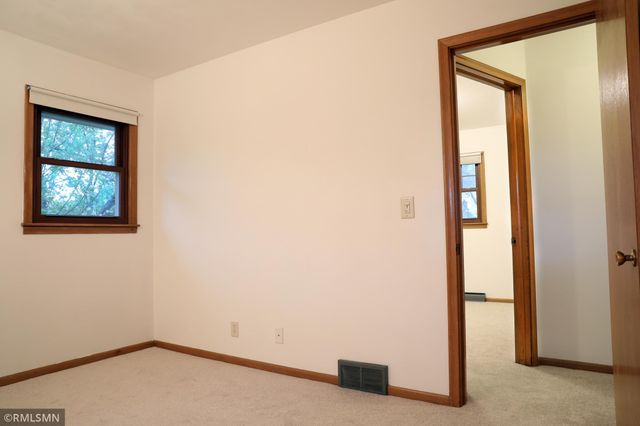 3000 Ohenry Road, Brooklyn Center, MN 55429