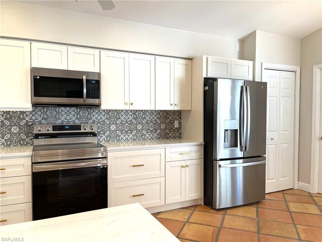 7719 Ahoy AVE, Naples, FL 34109