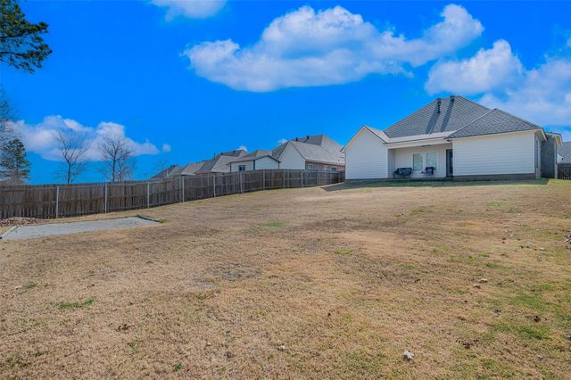 5790 Northwood Oaks Drive, Shreveport, LA 71107