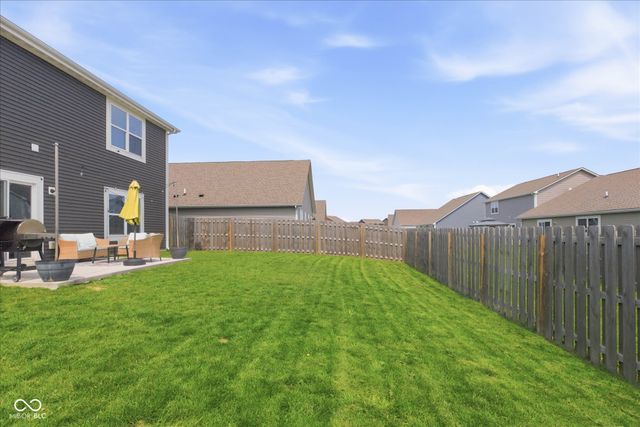 595 N Wyndstone Way, Fortville, IN 46040