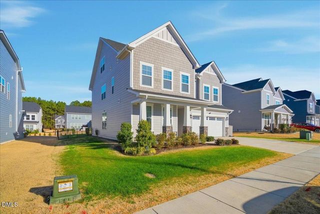 1749 Golden Honey Drive, Wake Forest, NC 27587