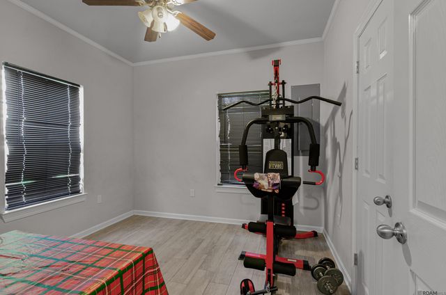 5269 Peerless St, Baton Rouge, LA 70811