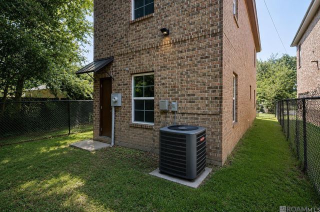 5269 Peerless St, Baton Rouge, LA 70811