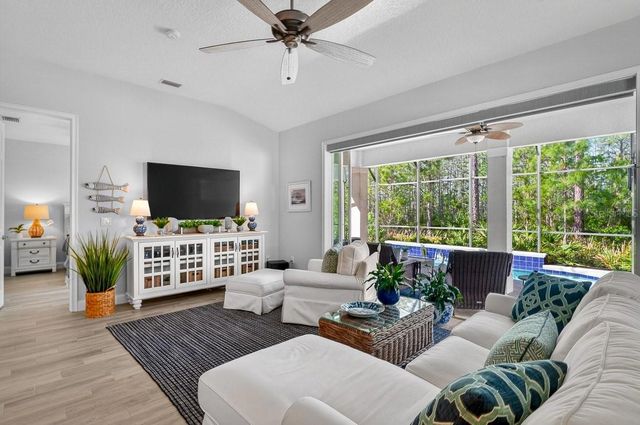 202 CATRIONA DRIVE, Daytona Beach, FL 32124