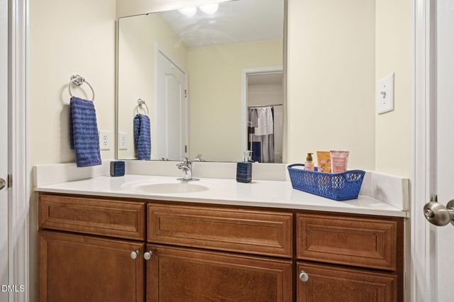 3213 Landing Falls Lane, Raleigh, NC 27616