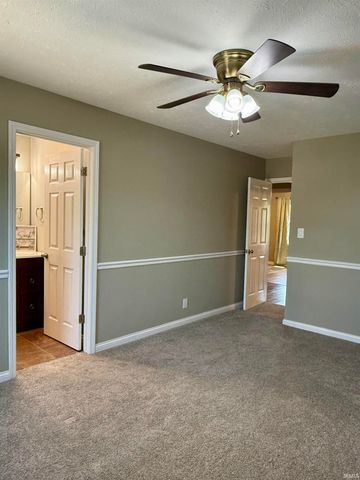 6340 Country Lane, Evansville, IN 47715
